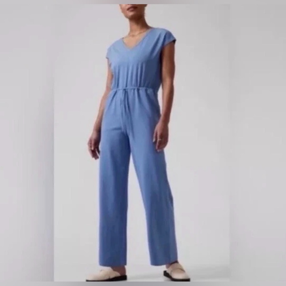 Athleta Blue Cap Sleeve V Neck Wide Leg Jumpsuit Size Small Blue